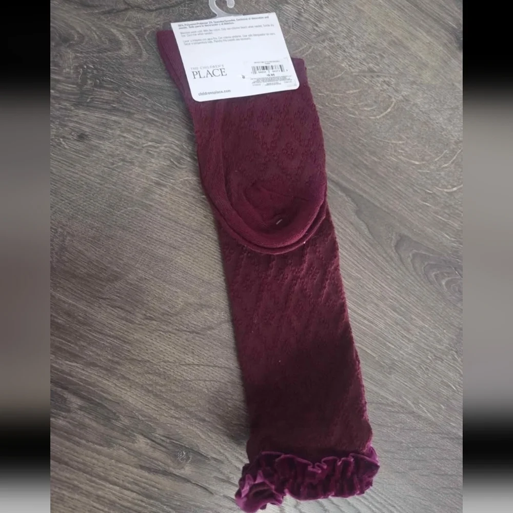 Girls pointelle burgundy boot socks NEW